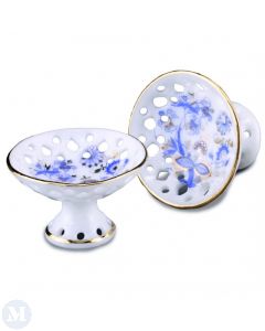 RP14345 - Pair of Blue and Gold Raised Bowls