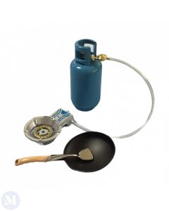 D4252 - Gas Bottle and Camping Stove