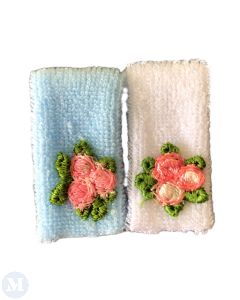 Pair of Towels (MC2822)