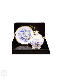 Blue Onion Design Soup Bowl and Serving Dish
