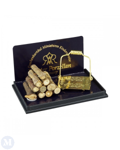 RP18566 - Brass Log Basket with Logs