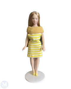 Modern Lady with Blonde Hair